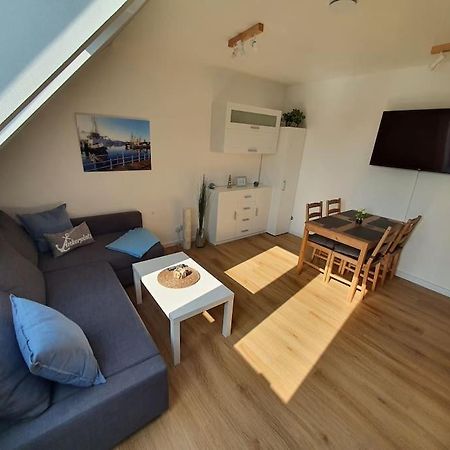 Kiel-Russee Familienwohnung, Lademoeglichkeit, Co2 Frei Dış mekan fotoğraf