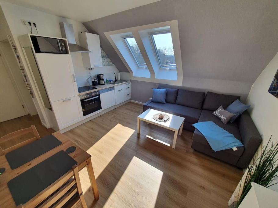 Kiel-Russee Familienwohnung, Lademoeglichkeit, Co2 Frei Dış mekan fotoğraf